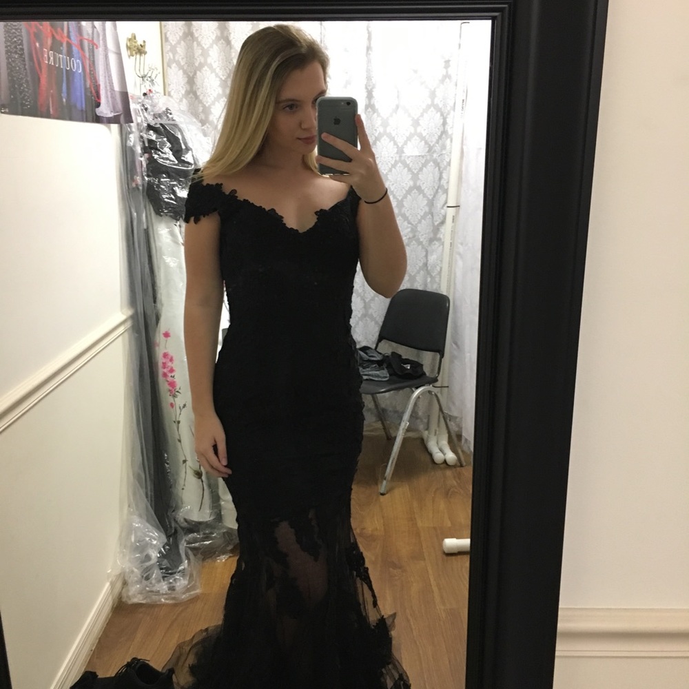 Prom dress - Picture 4 of 4